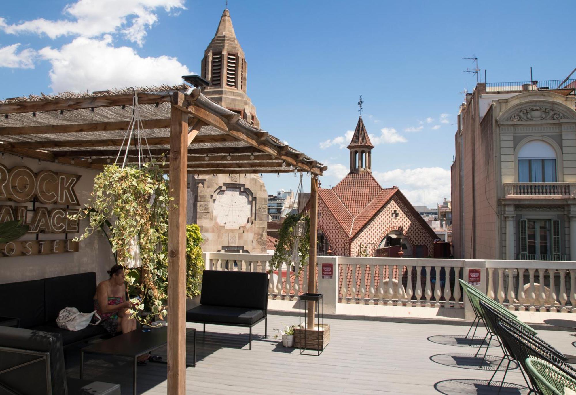 Albergue Sant Jordi Rock Palace